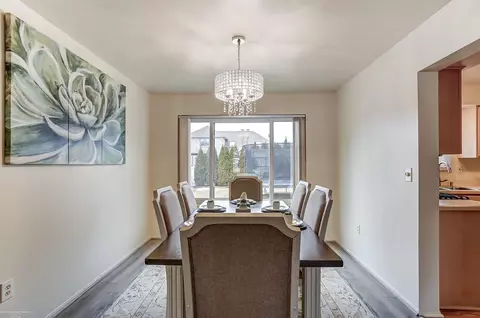 Dining - 18160 Parkridge, Riverview, MI 48193 photo 1 of 4