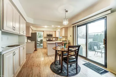 Kitchen - 18160 Parkridge, Riverview, MI 48193 photo 7 of 8