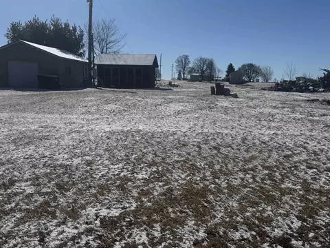 2795 Laberdee, Adrian, MI 49221 photo 7
