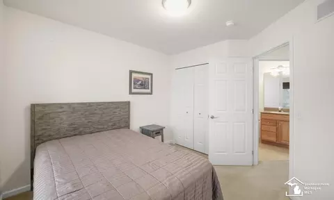 Bedroom - 7475 Conifer, Temperance, MI 48182 photo 4 of 7
