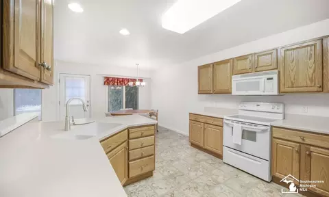 Kitchen - 7475 Conifer, Temperance, MI 48182 photo 3 of 3