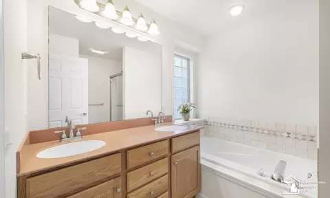 Bath - 7475 Conifer, Temperance, MI 48182 photo 3 of 8