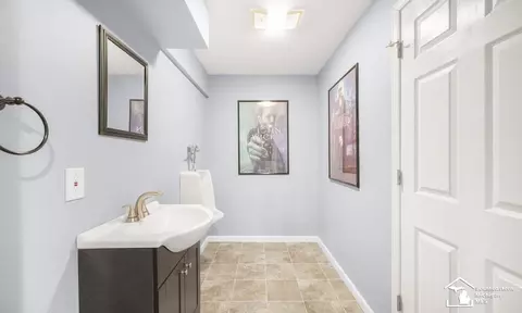 Bath - 7475 Conifer, Temperance, MI 48182 photo 6 of 8