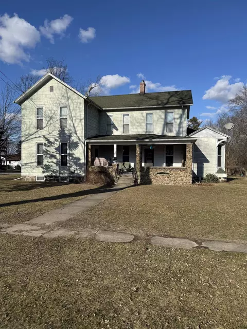 222 Brady, Chesaning, MI 48616