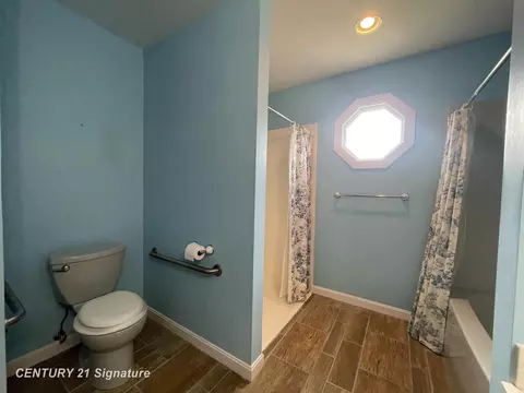 Bath - 8585 N Mckinley, Flushing, MI 48433 photo 2 of 4
