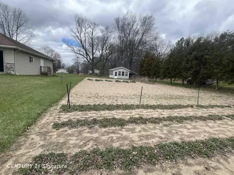 Exterior - 8585 N Mckinley, Flushing, MI 48433 photo 1 of 4