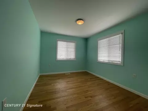 Bedroom - 8585 N Mckinley, Flushing, MI 48433 photo 4 of 5