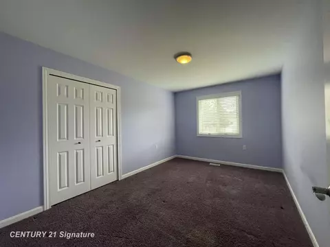 Bedroom - 8585 N Mckinley, Flushing, MI 48433 photo 2 of 5