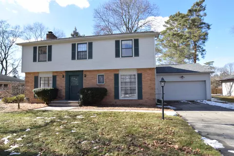 1020 Balfour, Midland, MI 48640