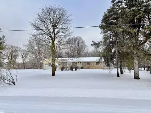 6770 Trumble, Saint Clair, MI 48079 photo 31