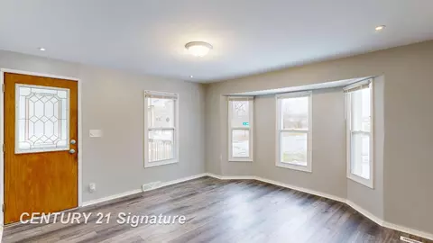 Living - 7482 Neff, Mount Morris, MI 48458 photo 1 of 2