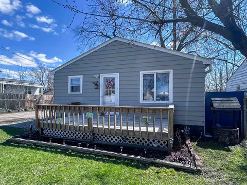 1388 Decamp, Burton, MI 48529 photo 17