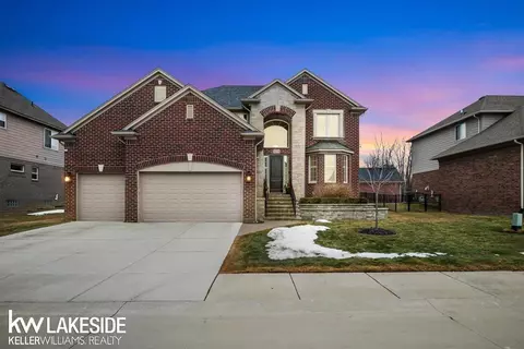 62770 Franklin Park, Washington Township, MI 48094
