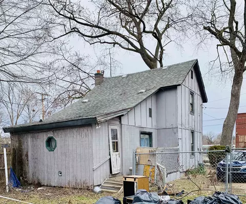 Exterior - 504 E Howard, Owosso, MI 48867 photo 4 of 4