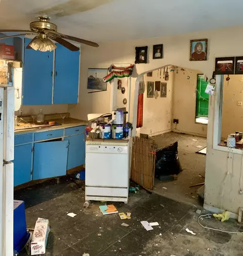 Kitchen - 504 E Howard, Owosso, MI 48867 photo 2 of 2