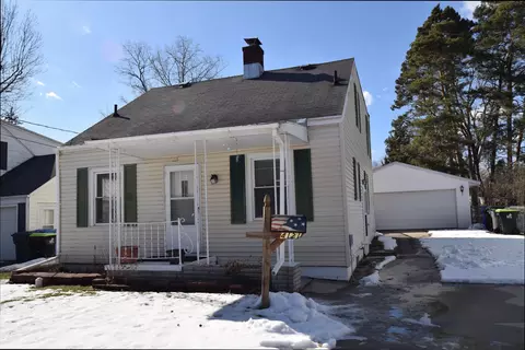 4121 Jefferson, Midland, MI 48640