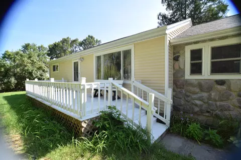 4357 S Flajole, Midland, MI 48642 photo 2