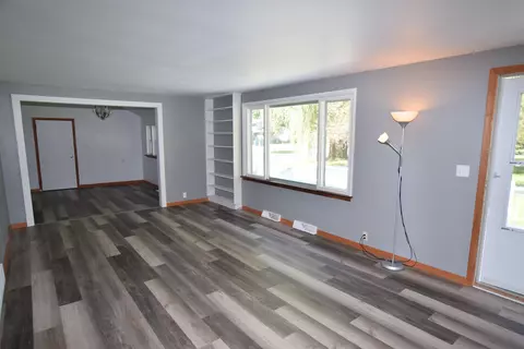 4357 S Flajole, Midland, MI 48642 photo 3