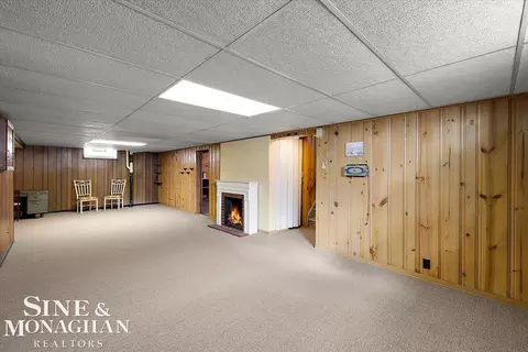 1414 Aline, Grosse Pointe Woods, MI 48236 photo 21