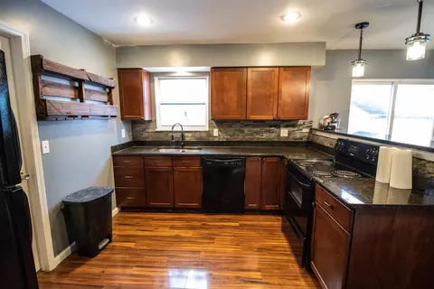6455 Turner, Flushing, MI 48433 photo 10