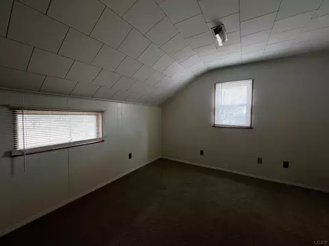 Bedroom - 431 Springbrook, Adrian, MI 49221 photo 6 of 6