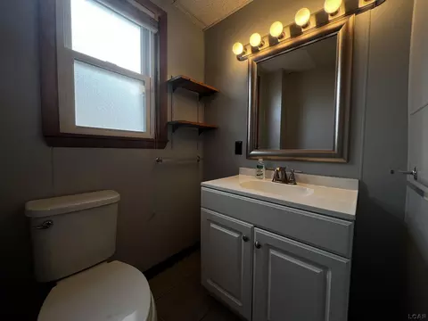 Bath - 431 Springbrook, Adrian, MI 49221 photo 1 of 4