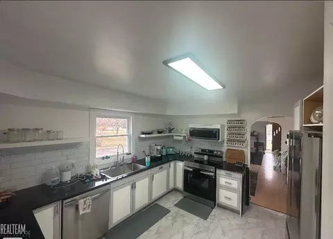 3616 N Custer, Monroe, MI 48162 photo 12