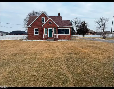 3616 N Custer, Monroe, MI 48162