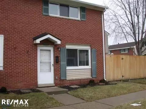 25972 Jeanette, Roseville, MI 48066