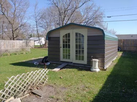 140 E Beech, Gladwin, MI 48624 photo 22
