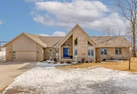 270 M35, Bark River, MI 49807