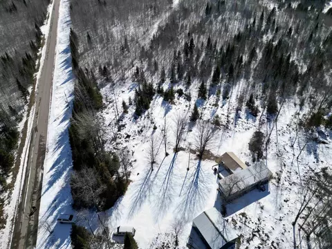 21580 Cr Sm, Cornell, MI 49818