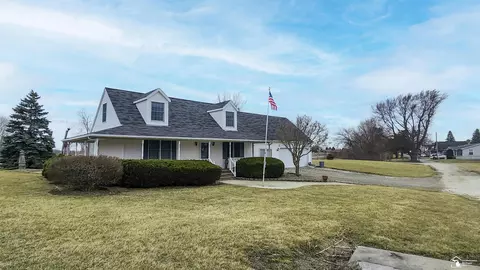 10121 Grand, Luna Pier, MI 48157