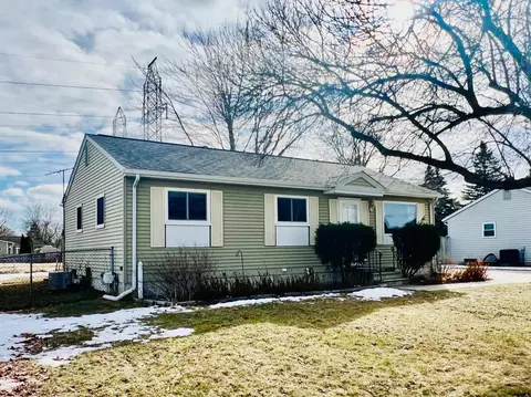 3146 Coventry, Bay City, MI 48706