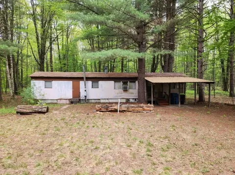 5910 Flock, Beaverton, MI 48612