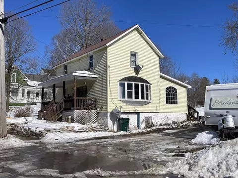 6394 State, Garden, MI 49835