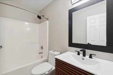 Bath - 3159 Amsterdam, Clio, MI 48420 photo 3 of 4