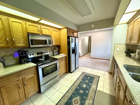 1237 Valetta, Temperance, MI 48182 photo 9