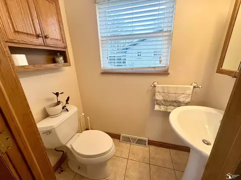 1237 Valetta, Temperance, MI 48182 photo 14