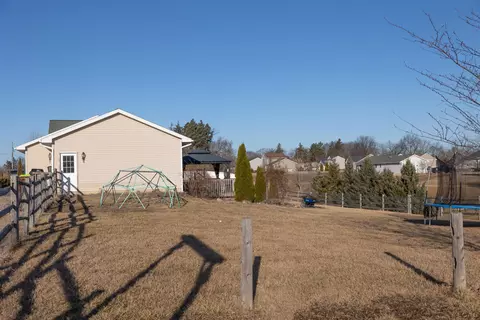 3717 Sutton, Tecumseh, MI 49286 photo 3