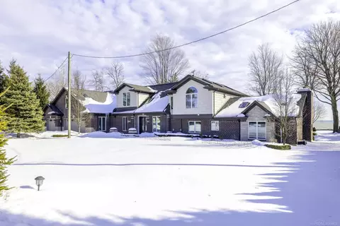 Exterior - 4612 N Lakeshore, Deckerville, MI 48427 photo 23 of 31