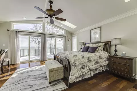Bedroom - 4612 N Lakeshore, Deckerville, MI 48427 photo 6 of 12