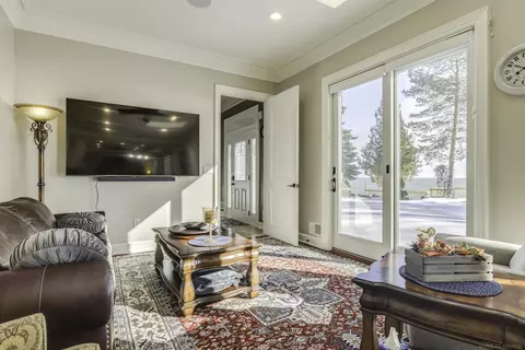 Living - 4612 N Lakeshore, Deckerville, MI 48427 photo 3 of 5