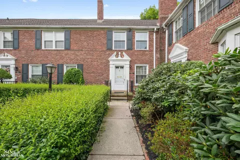 16908 Saint Paul, Grosse Pointe, MI 48230