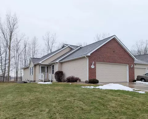Exterior - 7189 Burning Bush, Flushing, MI 48433 photo 3 of 8