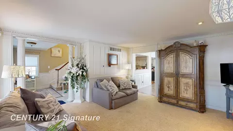 Entry Way - 624 Deland, Flushing, MI 48433 photo 3 of 6
