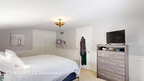 Bedroom - 624 Deland, Flushing, MI 48433 photo 3 of 4