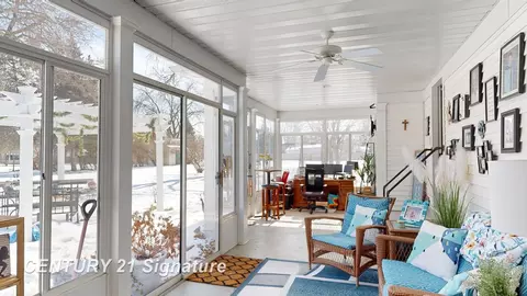 Exterior - 624 Deland, Flushing, MI 48433 photo 5 of 10