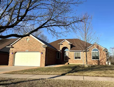 50973 Shenandoah, Macomb, MI 48044 photo 2