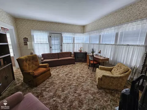 201 Clinton, Ovid, MI 48866 photo 7